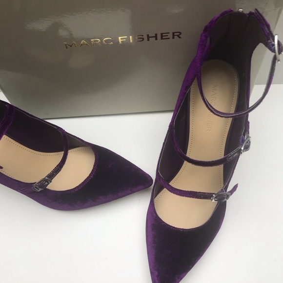 Marc Fisher Velvet Dark Purple Heels NWOT - Picture 5 of 7